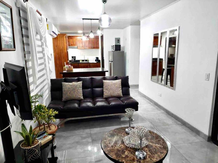 Airport Sjo Residence - Edward & Familia Inn Río Segundo Extérieur photo